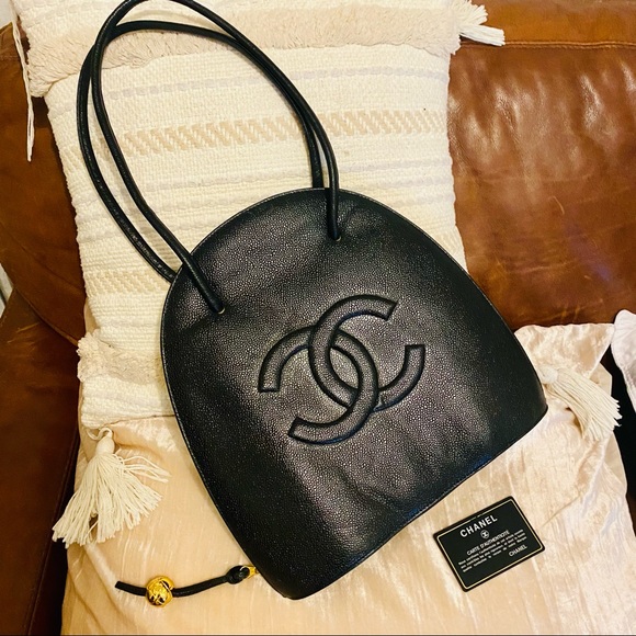 CHANEL Handbags - Vintage Chanel Egg Shaped bag